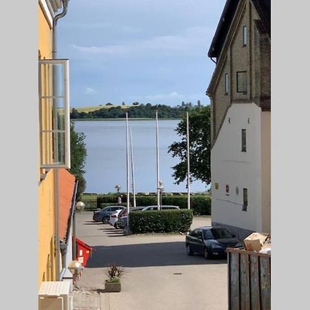 Lejlighed på Torvet i Stege Eksteriør bilde